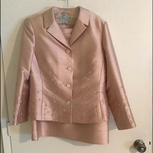 Perfect pink cocktail/ dressy skirt suit-EUC